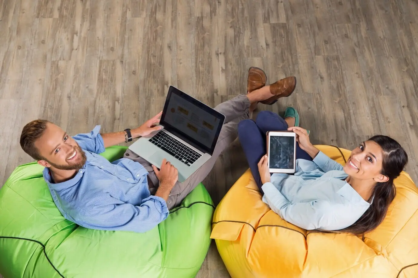 Пожалуйста, пришлите исходное описание, которое нужно перефразировать.